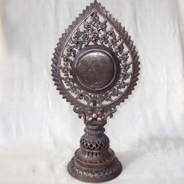 objet rituel miroir tibet bouddhisme