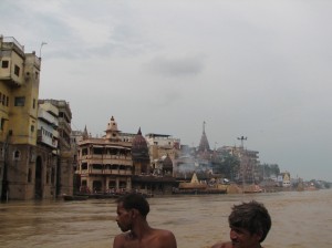 benares (332)